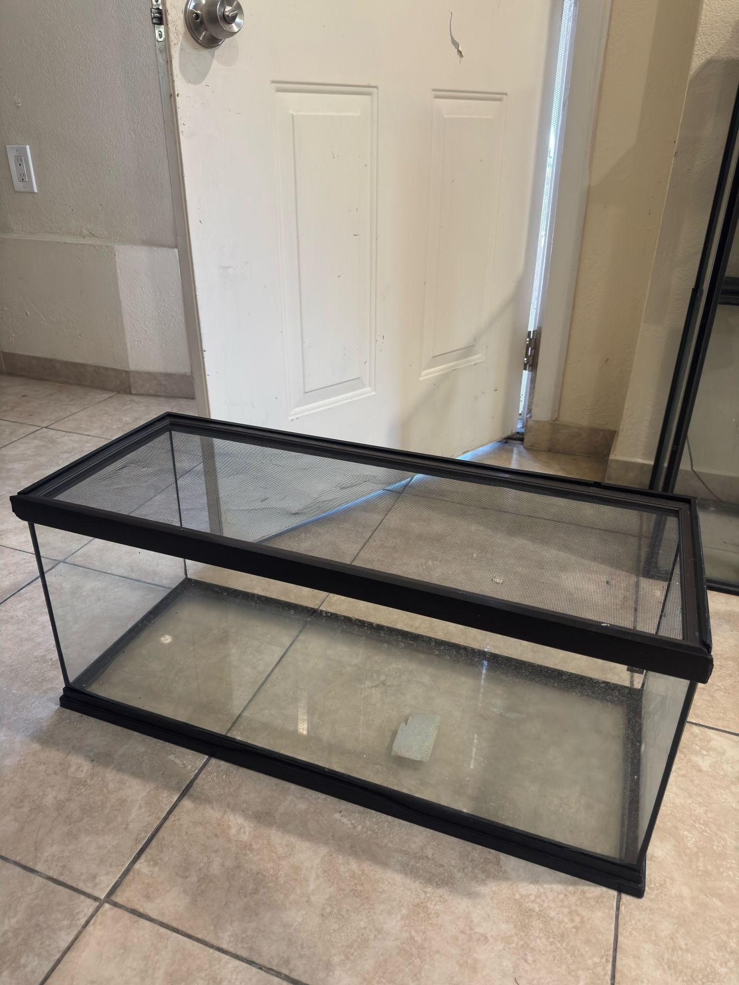 Aquarium/Reptile Tank