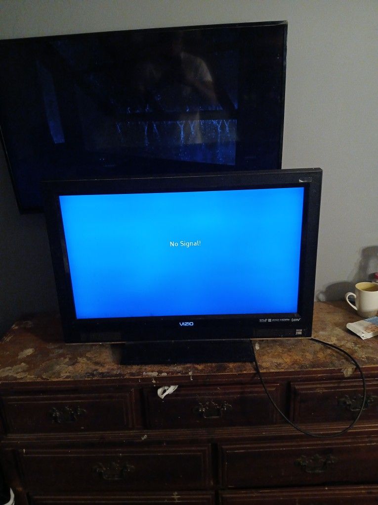 32 In Flat Screen