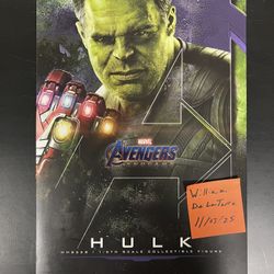 Hot Toys Avengers: Endgame - Hulk 1/6th Scale Collectible Figure