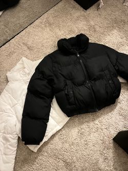 Cropped Puffer Jackets