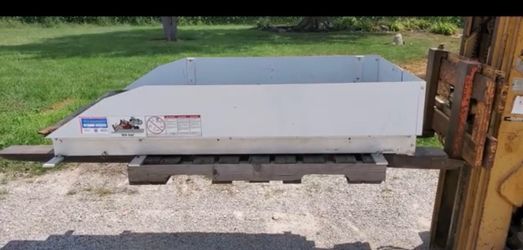 Truck bed slide