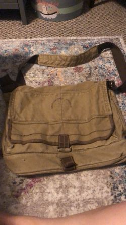 American eagle messenger bag