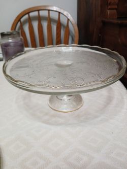 Cake stand