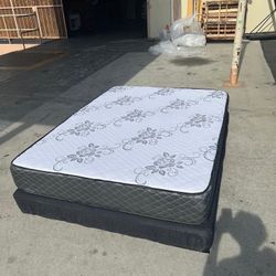 Brand New Deluxe Queen Set ( Mattress Only For $159)