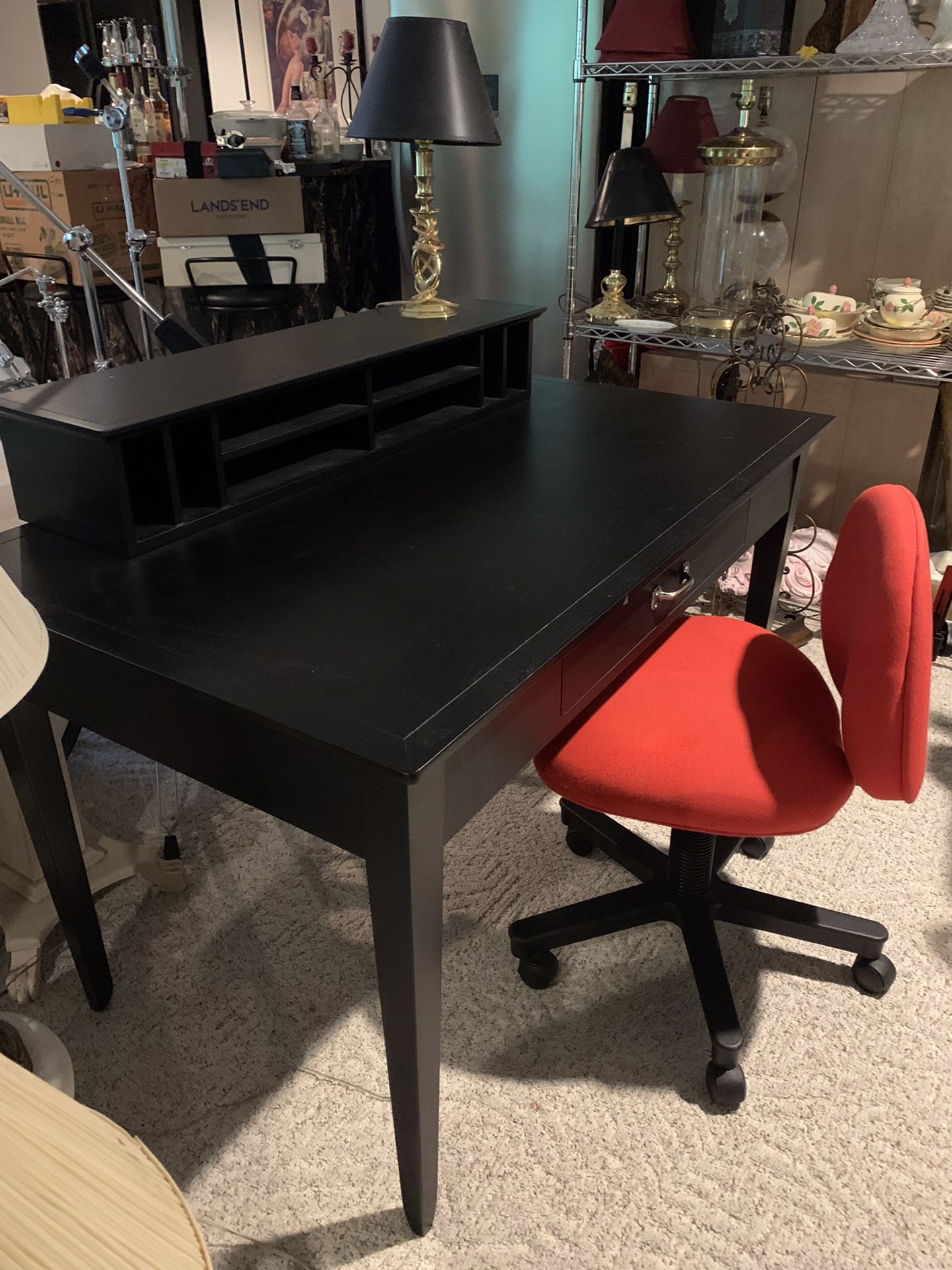 Like New Black Real Wood Desk With Hutch 