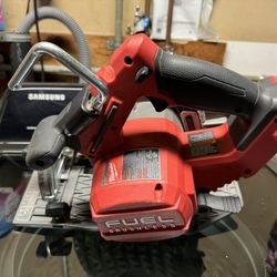 Milwuake Tools And Dewalt 