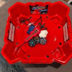 Beyblade Stadium And 3 Beyblades