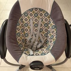 Graco Swing Fisher Price Piano FP Chair