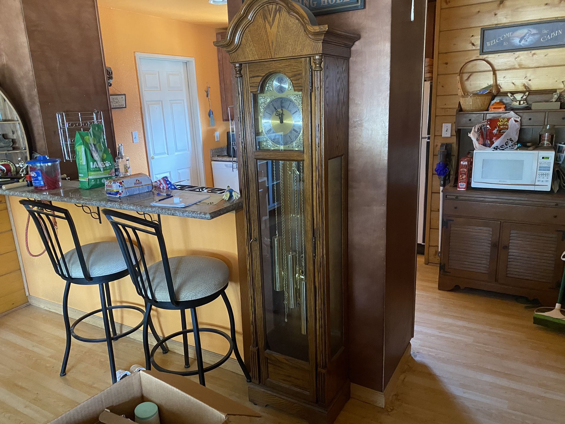 80-90s Model Howard Miller Clock