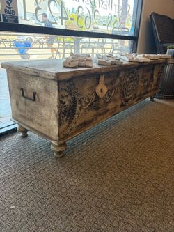 Storage bench