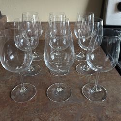 Crate and Barrel 12 Oz Long Stem Wine Glasses - 9 Glasses 