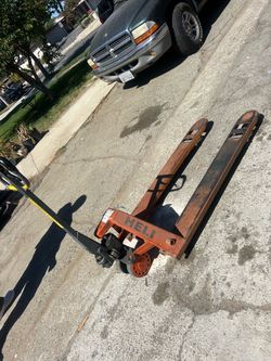 Pallet Jack 5500 lbs