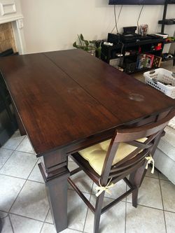Tall wooden Table