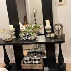 Hitchcock Console Table