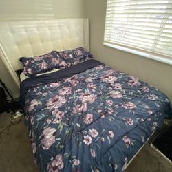 Complete Queen Sized Bed