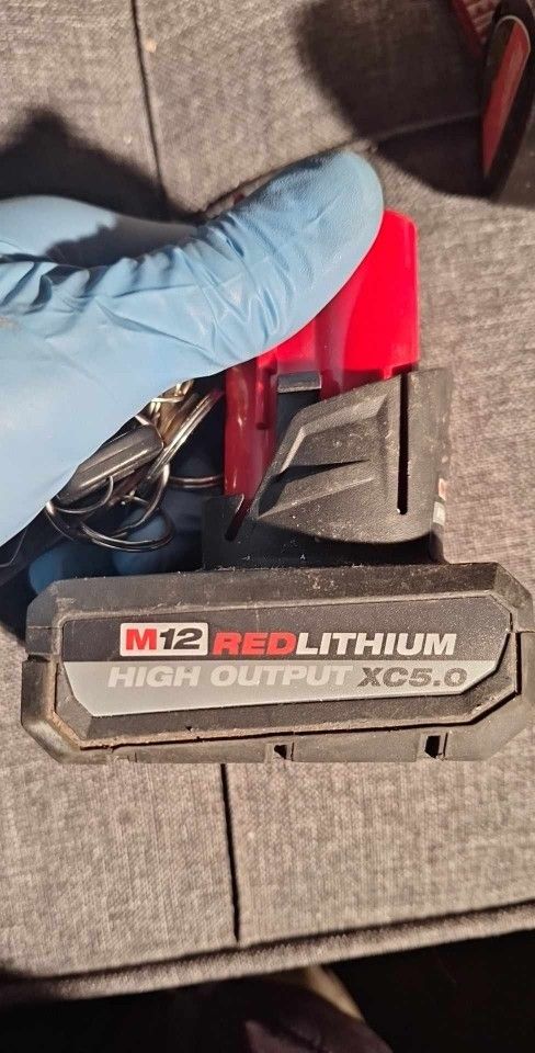 Milwaukee M12 BATTERIES