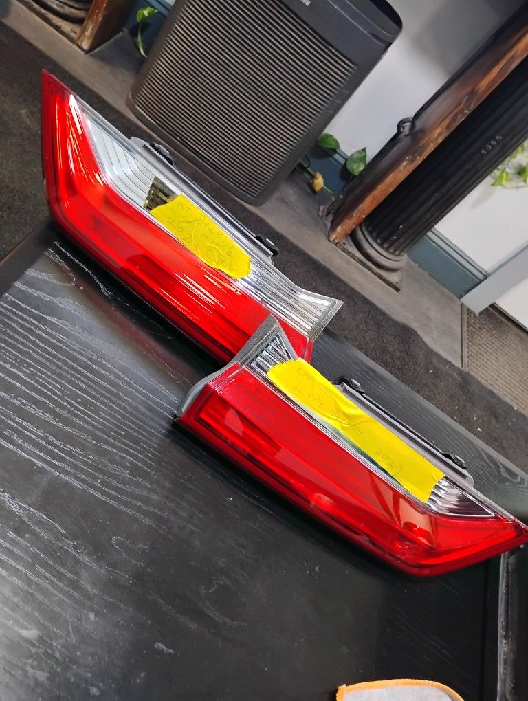2021 Honda CRV Left Or Right Tail Lights