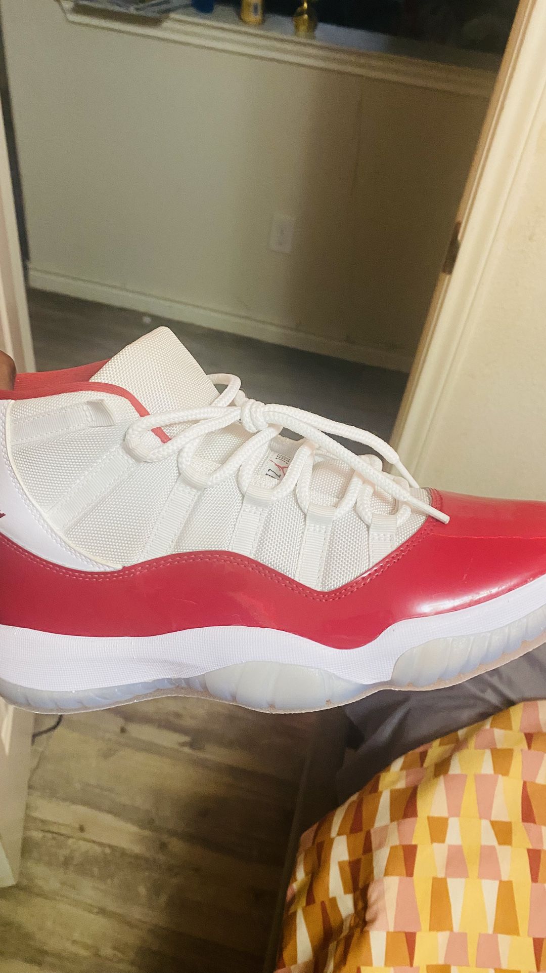 Jordan 11 Cherry