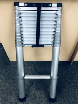 Vevor 10.5 Ft Telescoping ANSI Ladder (375 Lb)