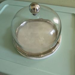 Beautiful  Medium Size Cake Dish With Marble White Bottom