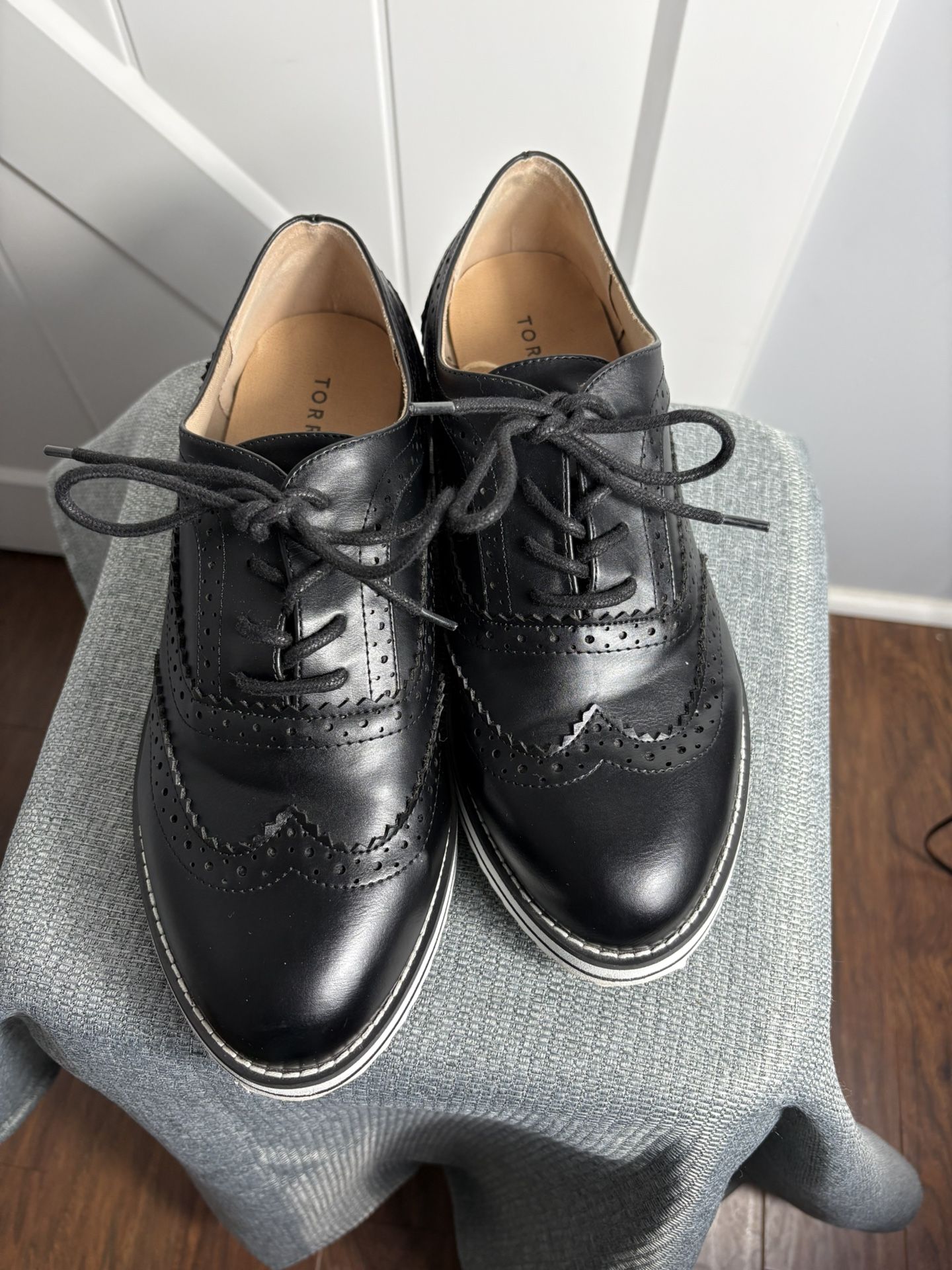 Torrid Lace Up Sports Bottom Oxford Women’s Black Faux Leather Size 12WW