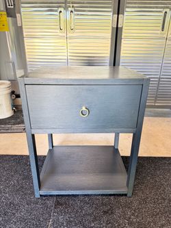 End table
