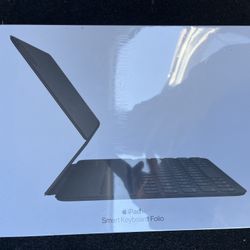 iPad 11/Air Smart Keyboard Folio  (4th Generation) 