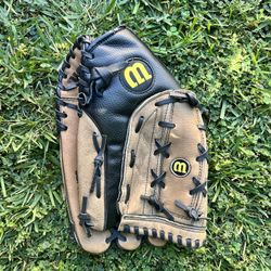 SOFTBALL MITT 14”