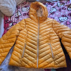 L yellow women's Michael kors jacket