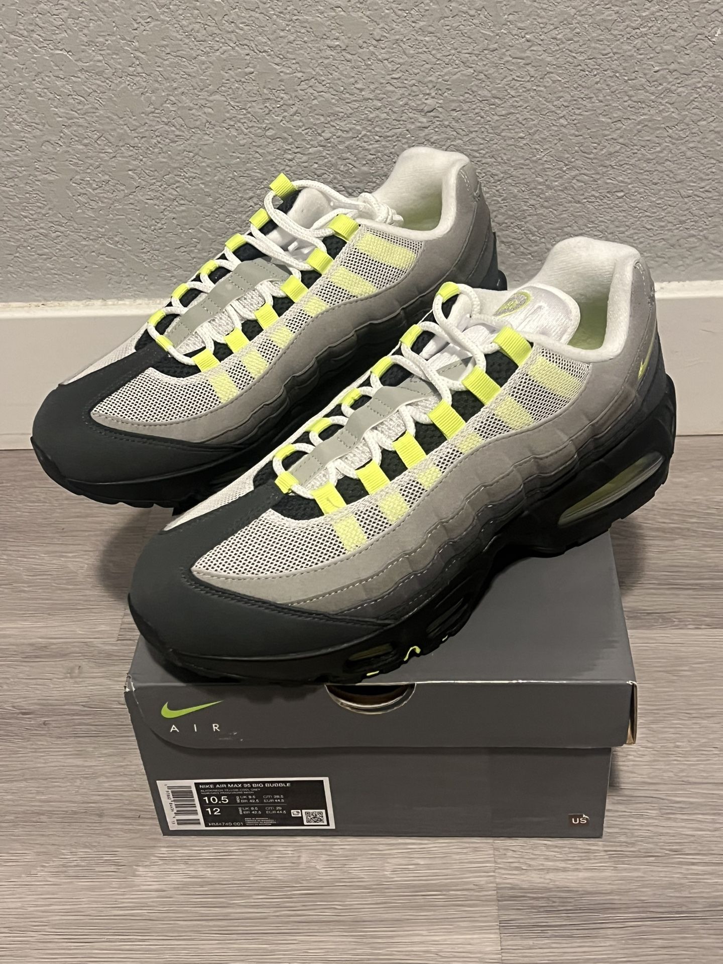 Nike Air Max 95 OG Big Bubble Neon 2025(men’s 10.5)