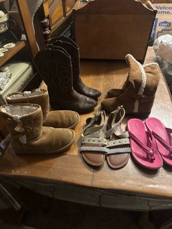 Five pairs of little girls size one bundle