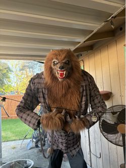 Halloween animatronics