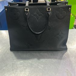 Louis Vuitton Onthego MM Purse
