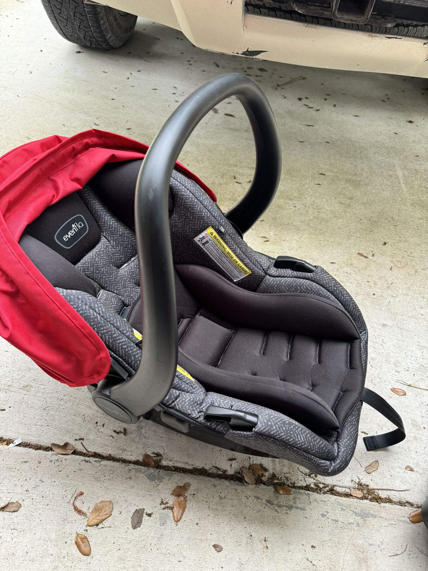 Baby Car Seat, Swing And Bassinet 