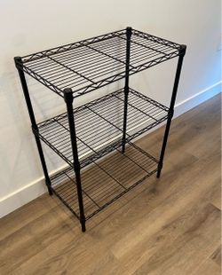 Metal Wire Storage Rack (Like New)