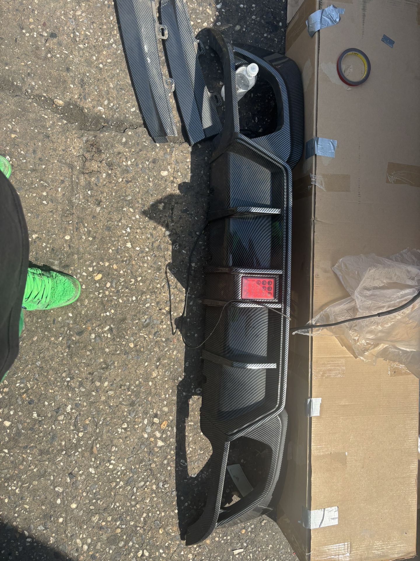 Carbon Diffuser