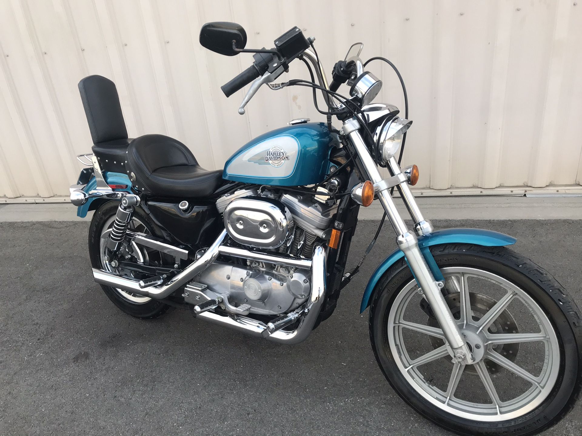 1995 Harley Davidson sportster bike