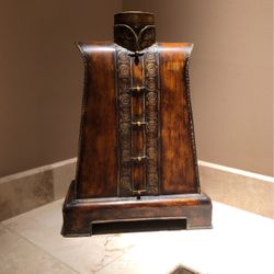 Oriental Smock Design Floor Vase