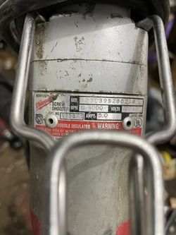 Milwaukee Heavy Duty Screw Shooter
