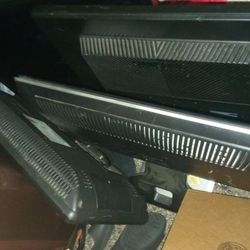 Lot Of 4 Computer Monitors Samsung And More