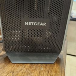 NETGEAR Nighthawk Cable Modem WiFi Router