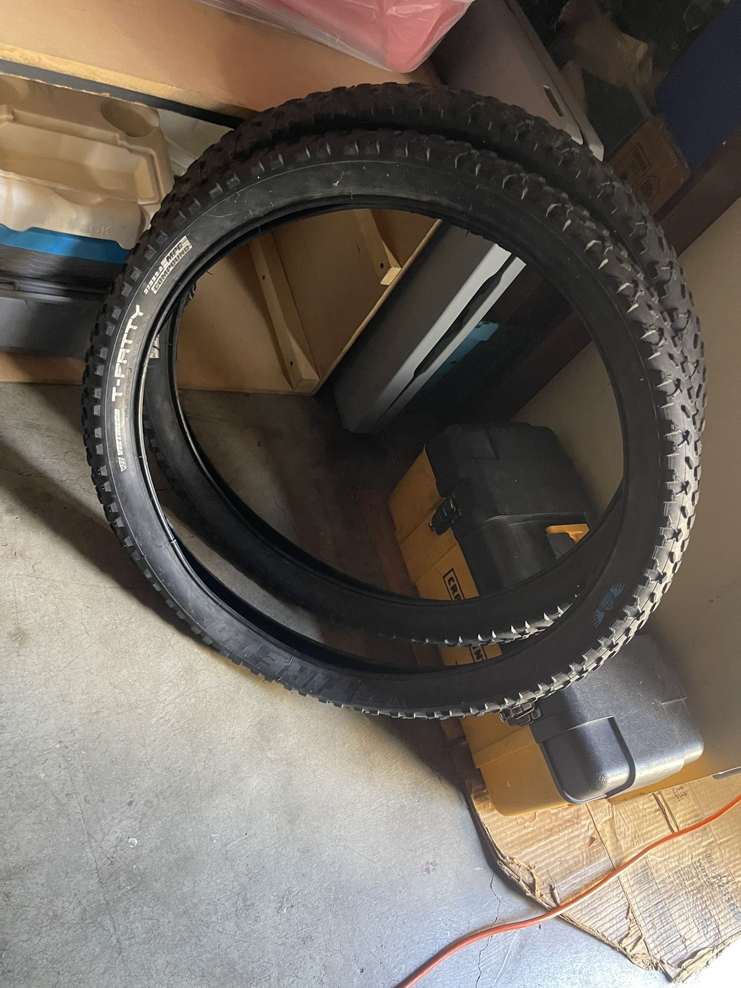 Vee Tire/SE Racing T-Fatty 27.5” (READ DESCRIPTION)