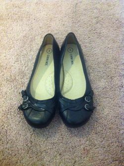 Girls flats