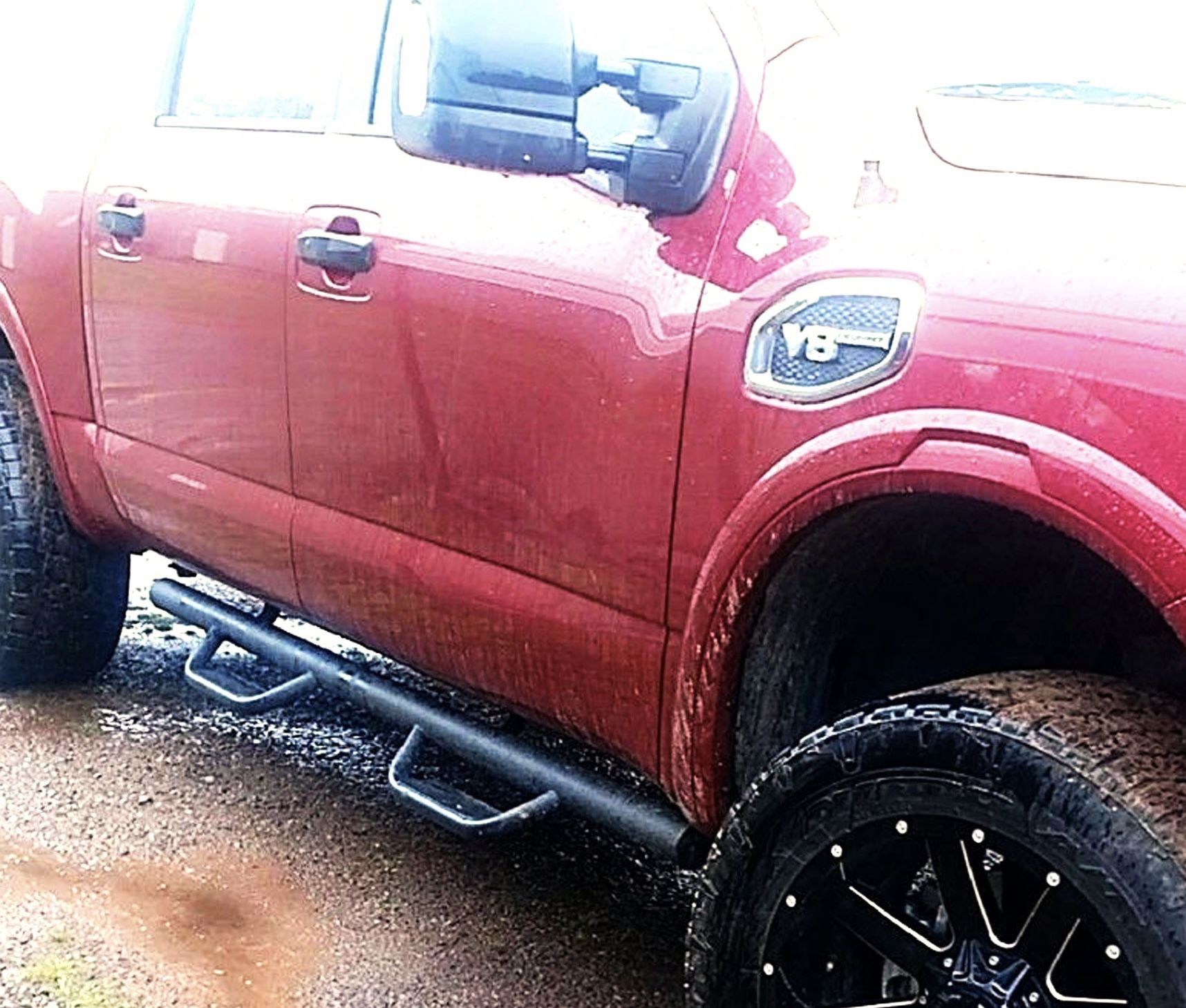 Titan Running Board 16-23 Crew Cab