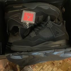 Jordan 4 Black Cats 