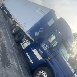 Blue Freightliner Semi Truck – Reliable & Ready