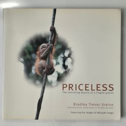 Andrews McMeel Priceless: Vanishing Beauty of a Fragile Planet PB 2003