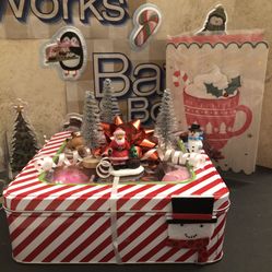 #100  Snowy Peach Berry Burrrr Gift Basket Bath And Body Works Read Description For Details 