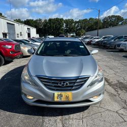 2013 Hyundai Sonata SE