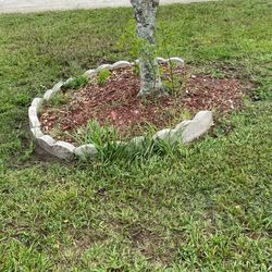 Concrete edging 16 pcs pickup anytime